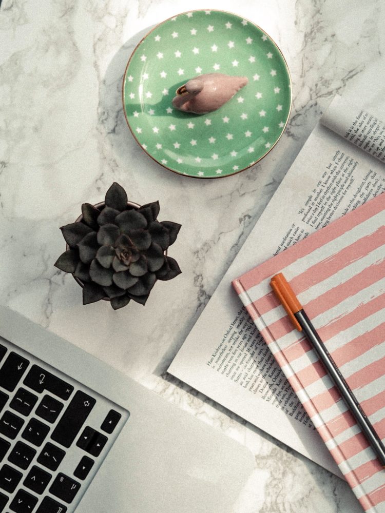 Building Your Blog Flatlay